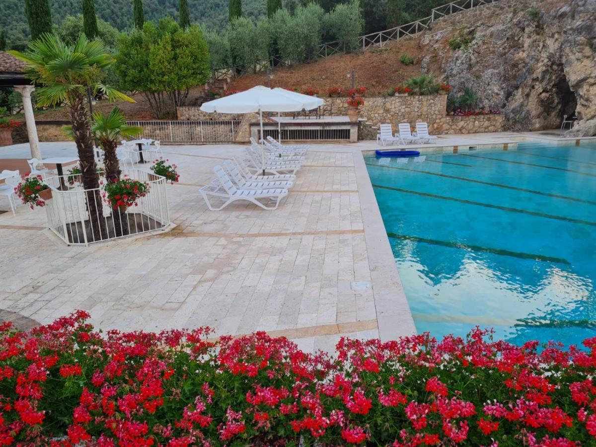 Borgo Di Barigianino Aparthotel Sovicille Exterior photo